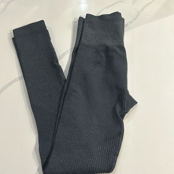 Athleta Glitter Leggings - S - EUC - Picture 6 of 8